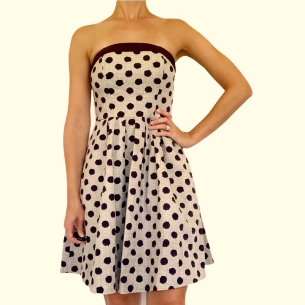 NWOT Limited Strapless Dress! 💋